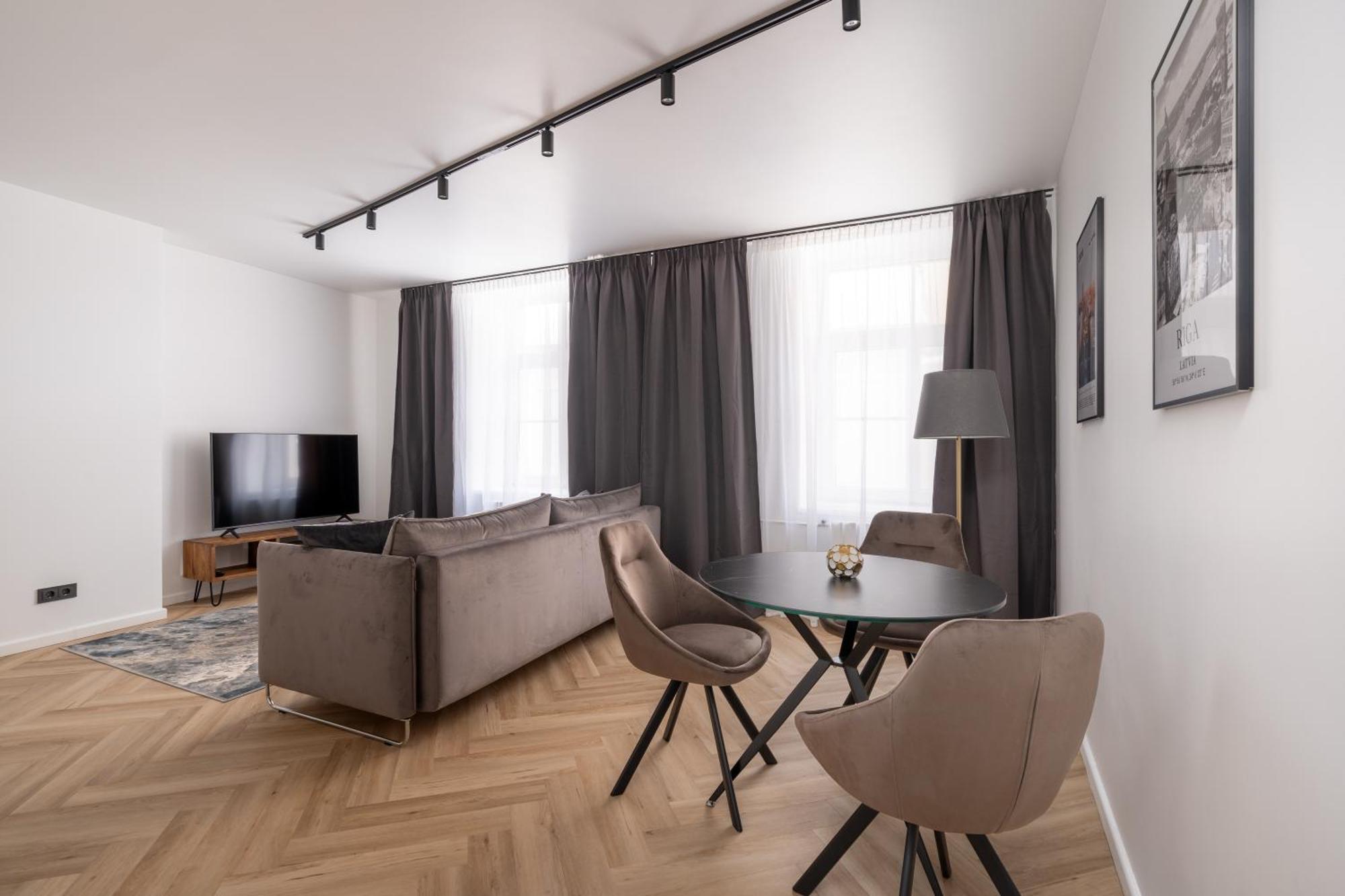 Mucenieku Street 1-Bedroom Stylish Apartment Riga Esterno foto